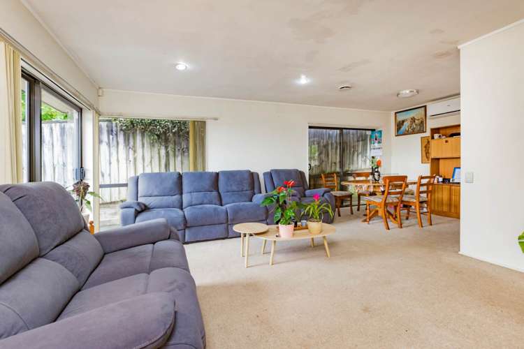 19 Earnslaw Crescent Clover Park_8