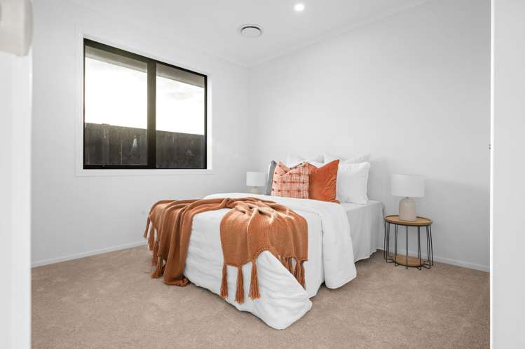 39 Overton Street Rototuna North_12