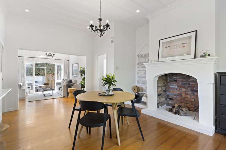 56 Verbena Road Birkdale_3