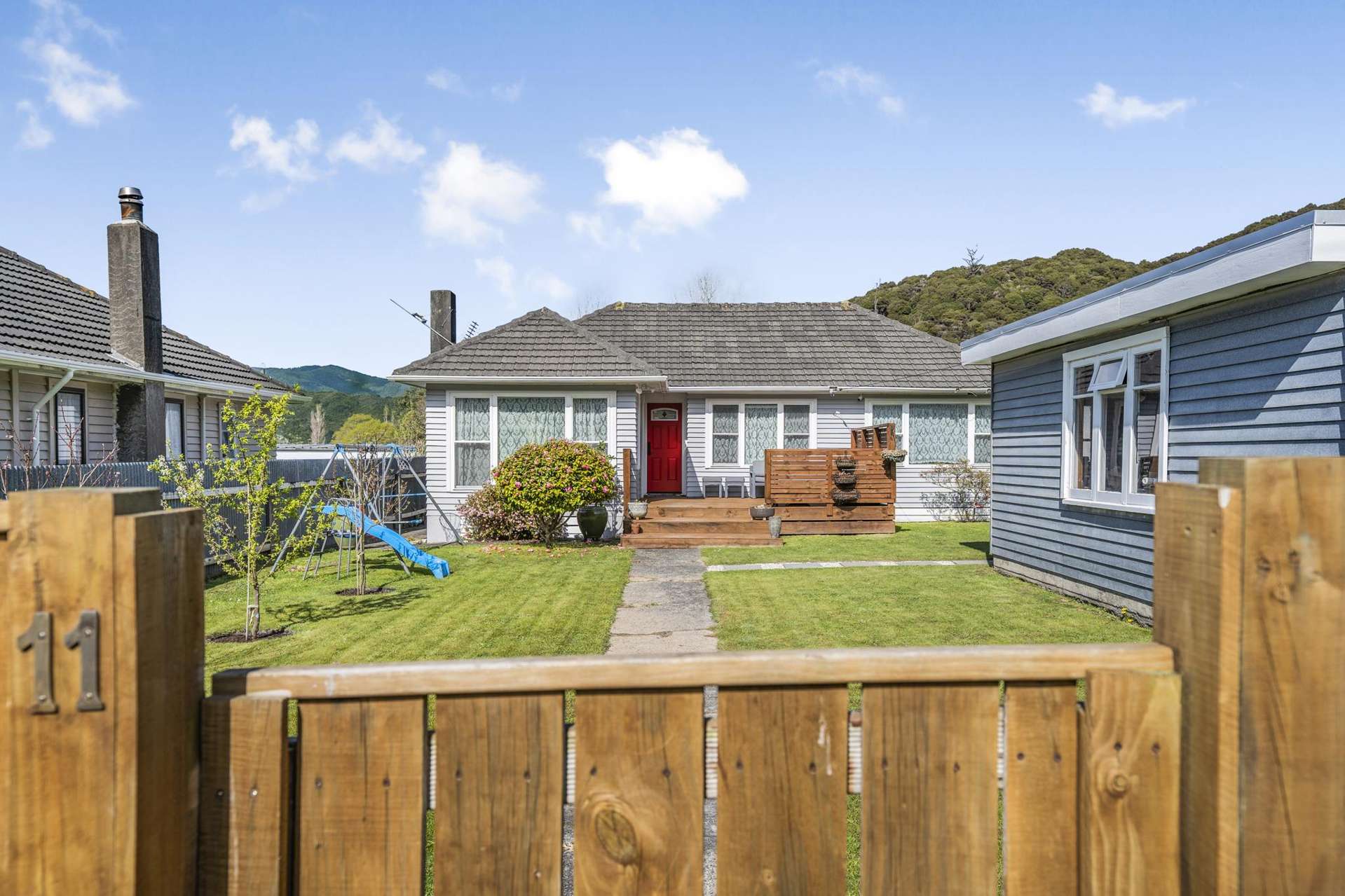 11 Kowhai Street Eastbourne_0