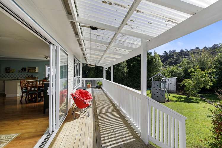 6 Kapuranga Grove Stokes Valley_16