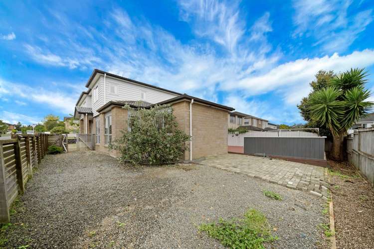 30 Castlederg Drive Flat Bush_34