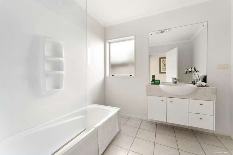 55 Espalier Drive Henderson_10