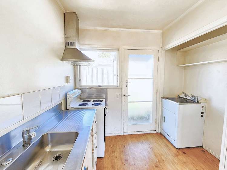 28 Landscape Road Papatoetoe_3