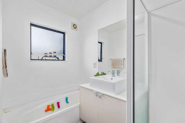 2b Chivalry Road Glenfield_3