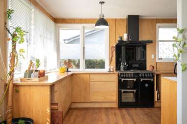 710 Huia Street_1