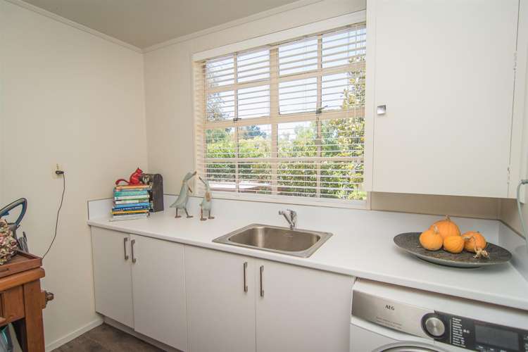 72 Timaru Road Waimate_12