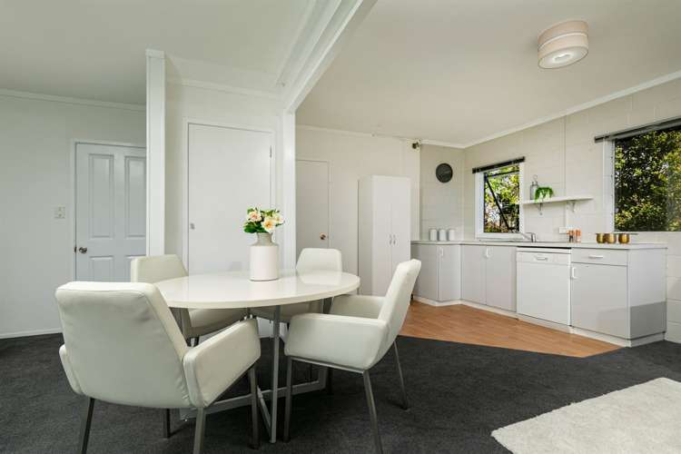 7 Seabar Place Glen Eden_18