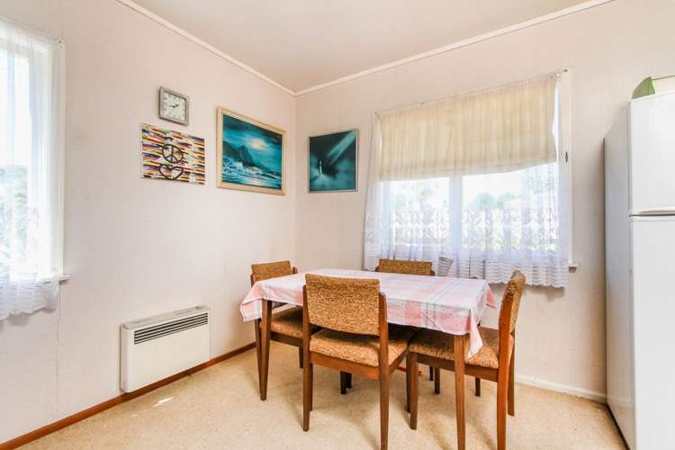 32 Tiri Tiri Road Birkdale_9