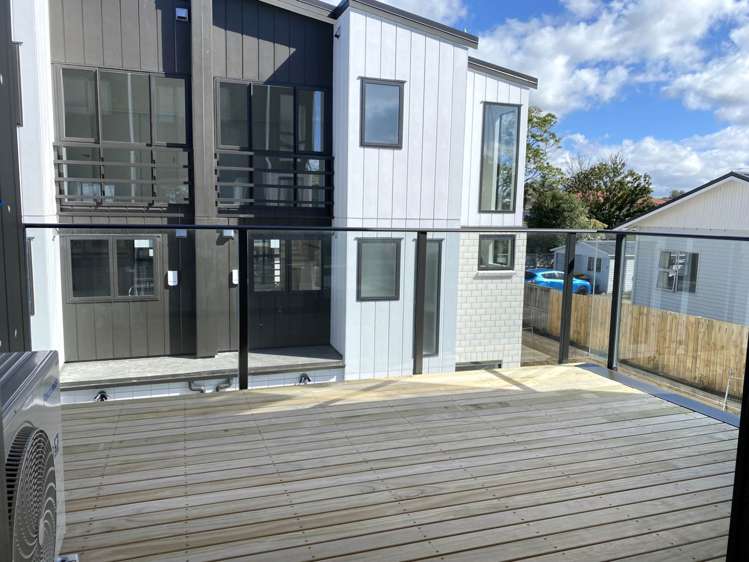 1/12 Onewa Road Northcote_9