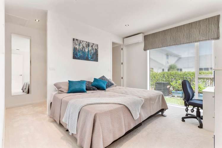 14 Palm View Terrace Gulf Harbour_17