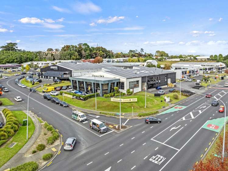 31 Constellation Drive, Mairangi bay_0