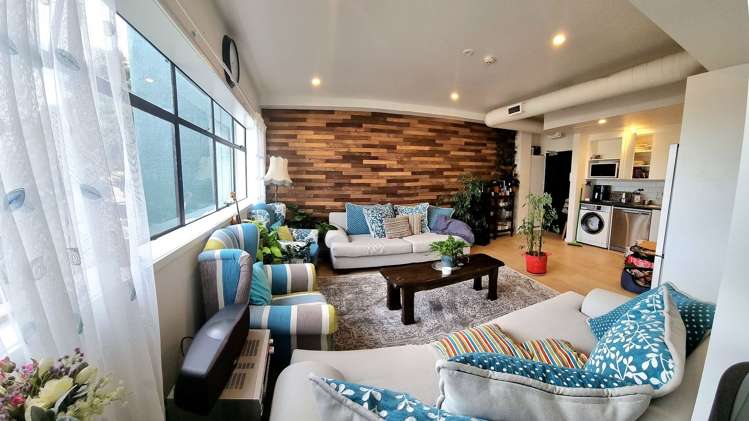5B/163 Thorndon Quay_0