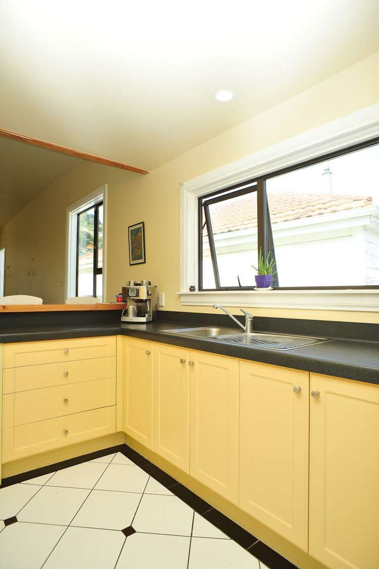 51 Oxford Street Lyttelton_8