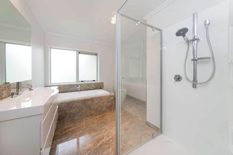 95a Tuparekura Road South Head_9