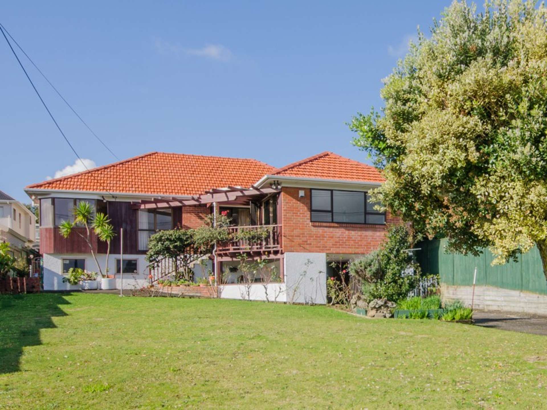 42 Rogan Street Mount Roskill_0