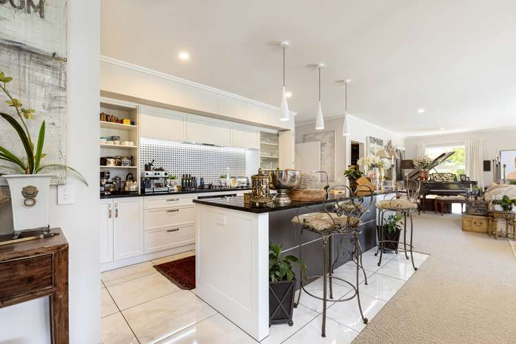 44 Sunningdale Drive Stoke_4