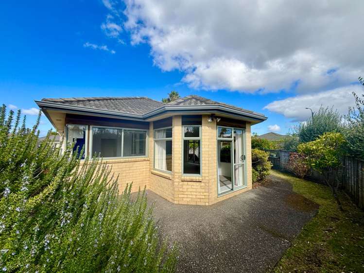 4 Francis Skinner Place Orewa_1