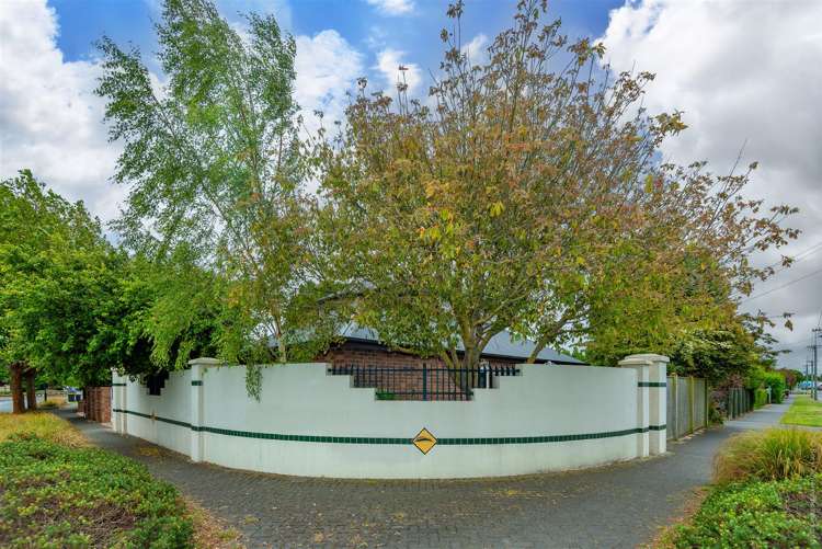 2 Palm Drive Shirley_21