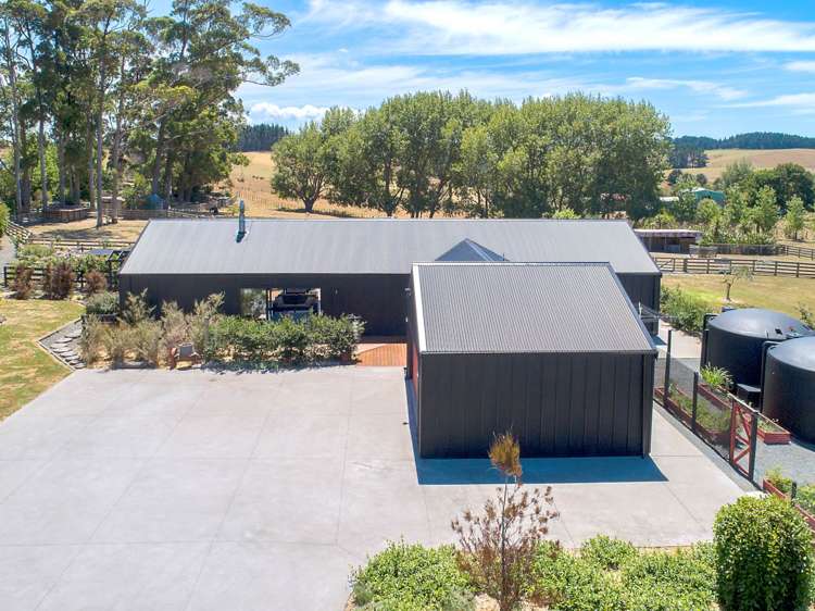 42 Arone Way Wainui_21