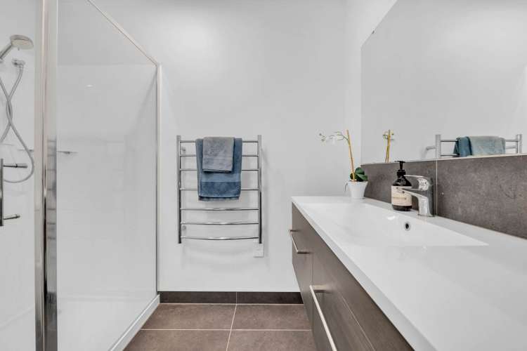 9 Gateway Avenue Beachlands_17