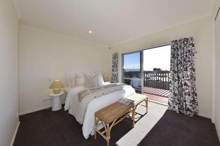 5 Main Road Redcliffs_12