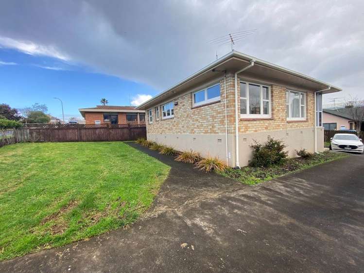 3 Lawrie Avenue Pukekohe_11