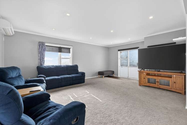 24 Castlerea Street_3