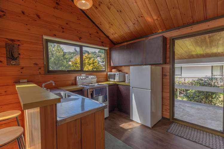 221 Russell Bruce Place Onemana_10