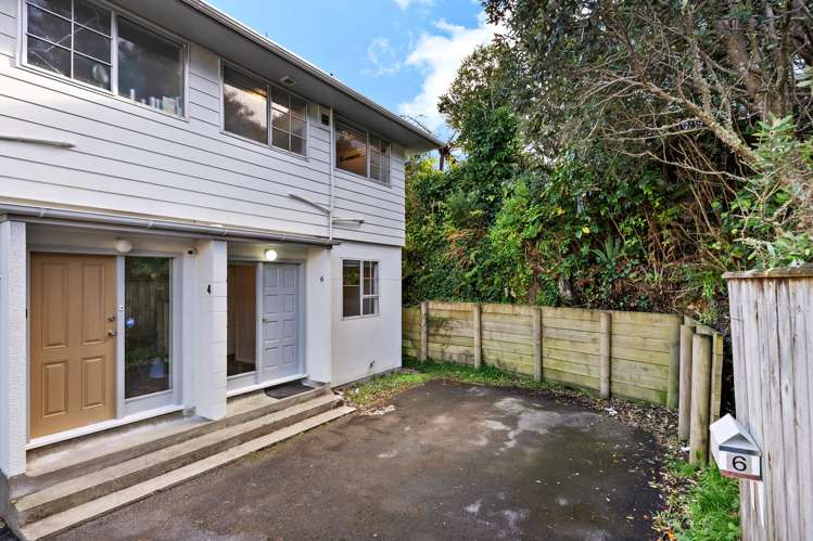 6 Cyril Way_1