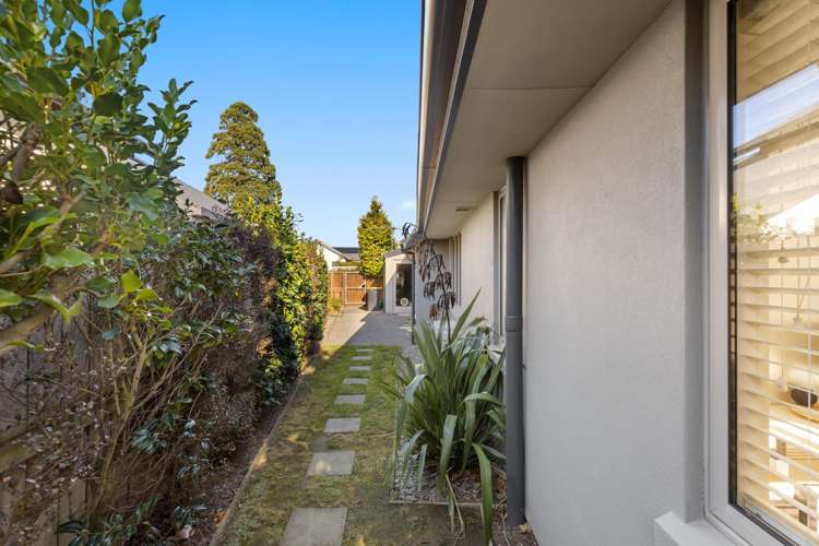 10 Rockport Place Waitikiri_24