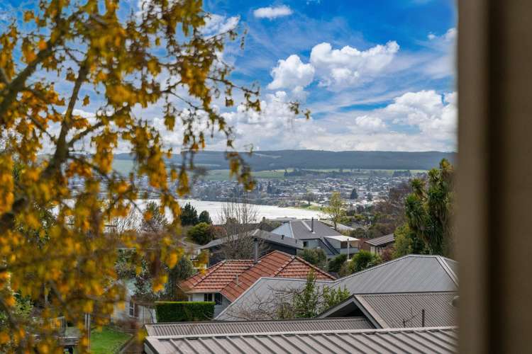 16b Arrowsmith Avenue Waipahihi_13