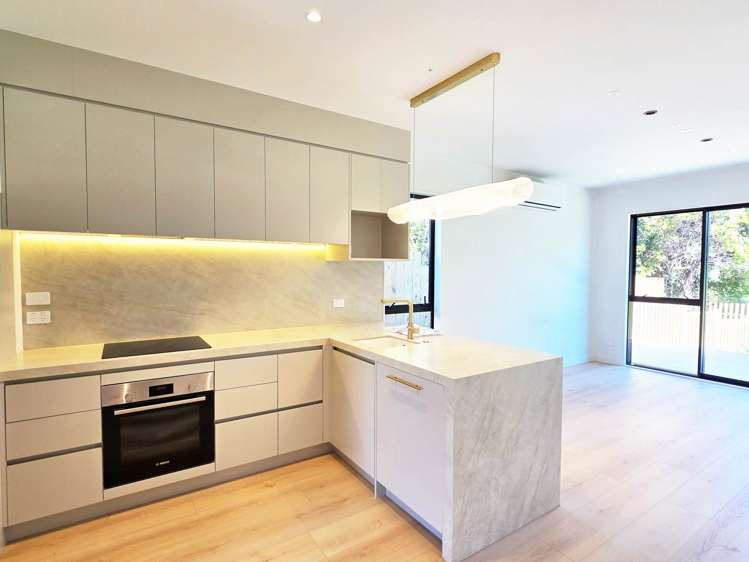2/3 Sloane Street_3