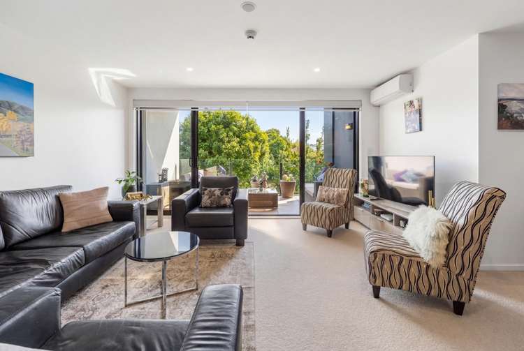 107/8 Thompson Park Road Mount Wellington_10