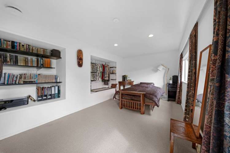 1/11 De Val Drive Titirangi_24