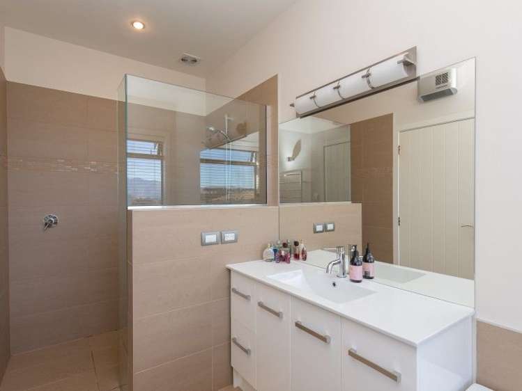 958 Aubrey Road Albert Town_14