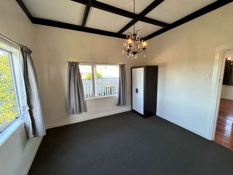 4 Hallam Street Mount Albert_13