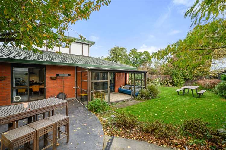 10a Geraldo Place Russley_19