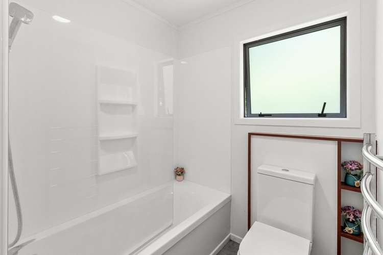 31 Beaumont Crescent Frankleigh Park_15