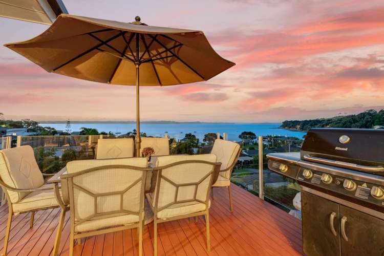 9 De Luen Avenue Tindalls Beach_2