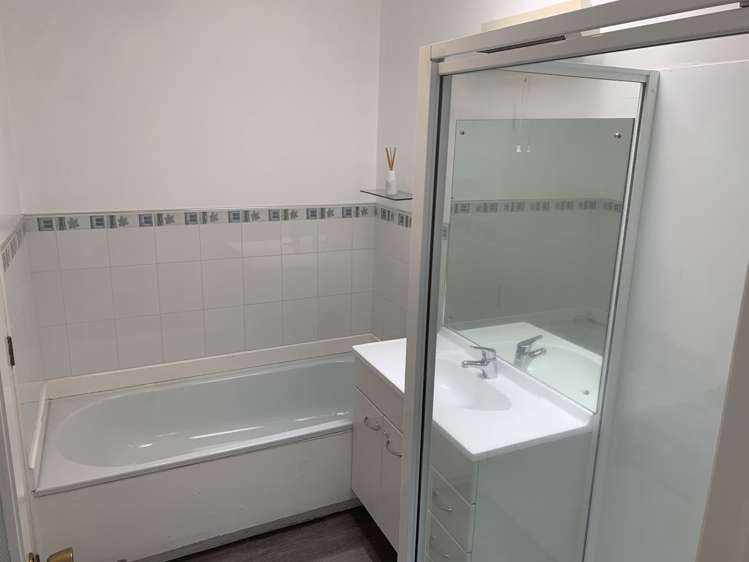 1/190 Queen Street Northcote Point_15