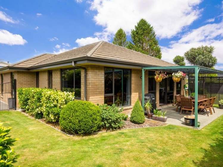 12 Nottinghill Drive Springlands_18