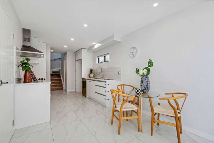 10a Woodall Place Totara Vale_8