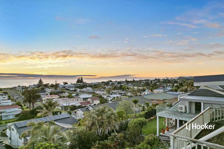 16 Mayor View Terrace Waihi Beach_2