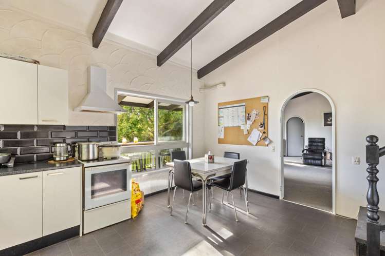 130 Smart Road Glen Avon_16