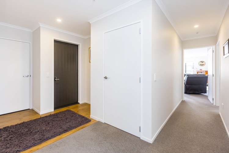 8a Savage Crescent Upper Hutt_8