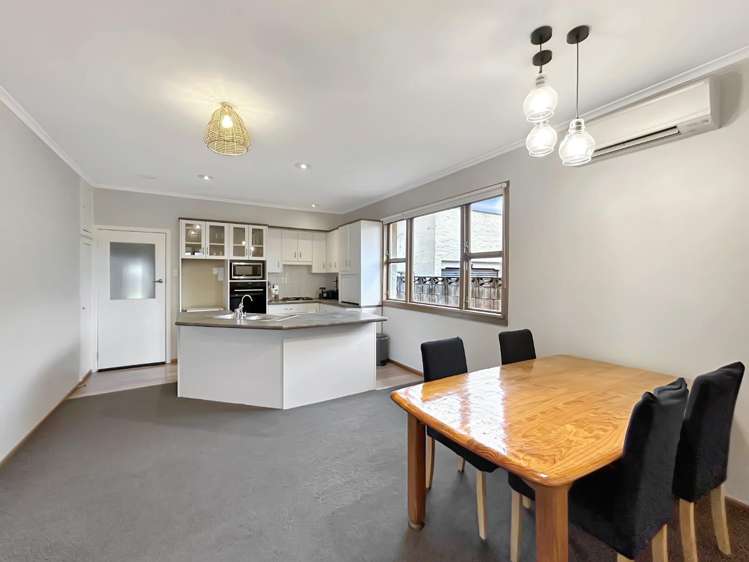 17 Renfrew Street 2263_3
