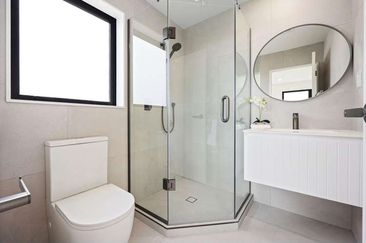 12B Butley Drive Farm Cove_29