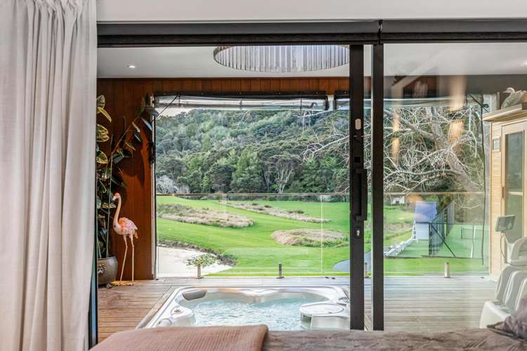 47 Hardens Lane Paremoremo_14