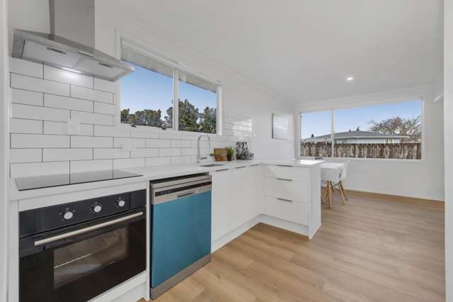 Large Freehold Land + 4-Bedroom Beauty